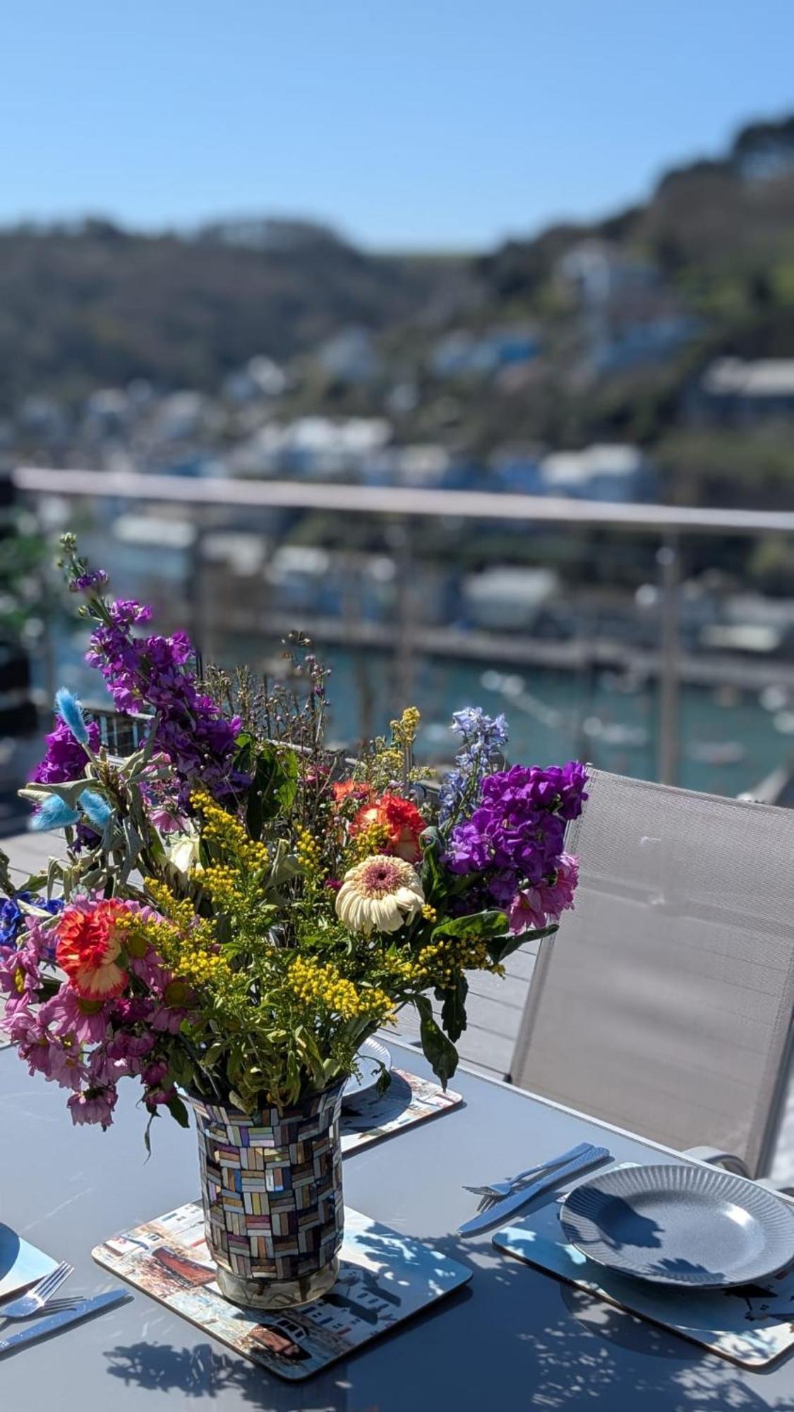 The Hillocks, Looe - Two Bedroom House With Fabulous Views Of Looe Town And Harbour Esterno foto
